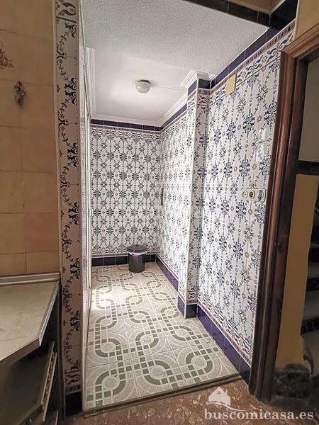 Foto a88d5b93-3786-463f-b62d-4494277f282d. Casa amb aparcament a Arrayanes Linares