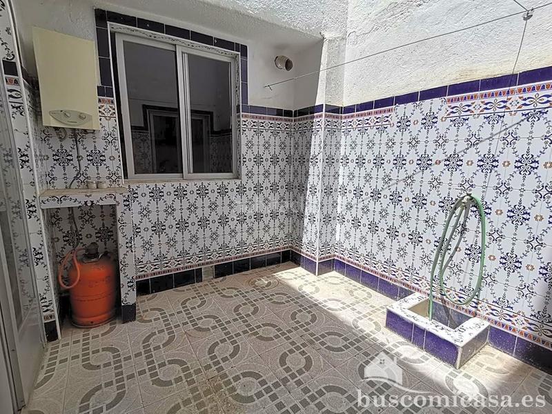 Foto aae113d1-e81a-45cd-ad29-fba1a6e0ac9a. Casa amb aparcament a Arrayanes Linares