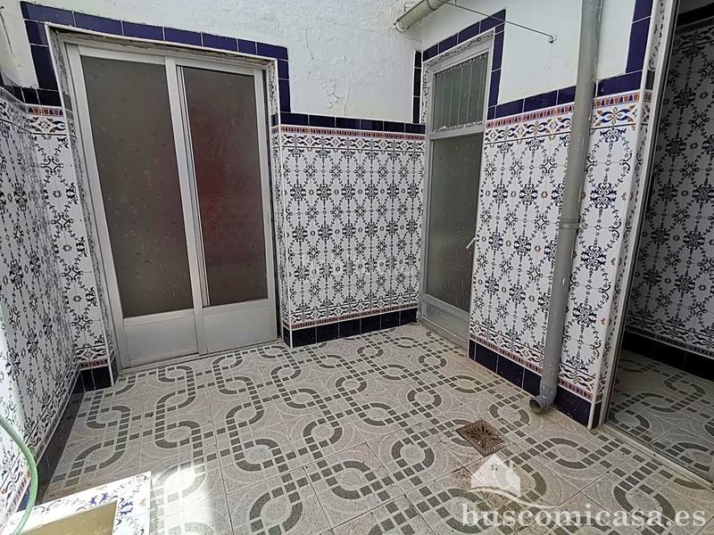 Foto ad13e879-afa2-4bc2-aafb-e00d7153a440. Casa amb aparcament a Arrayanes Linares