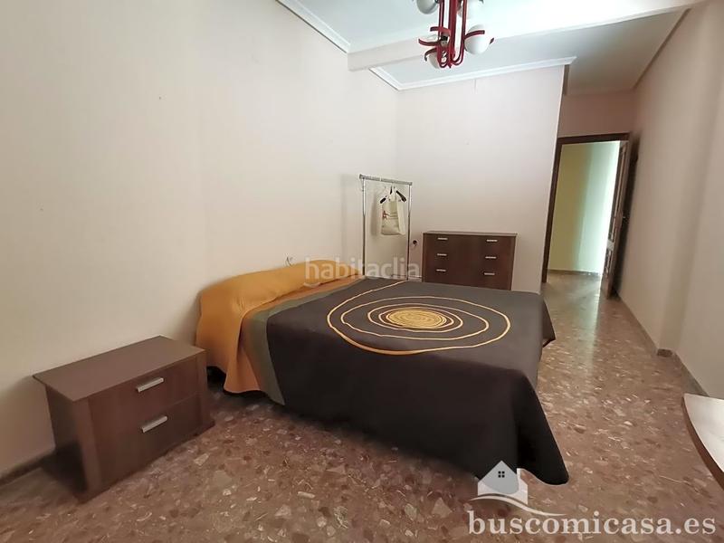 Foto d3b079c5-d1d5-45d8-ad0a-a2d82b98b890. Casa amb aparcament a Arrayanes Linares