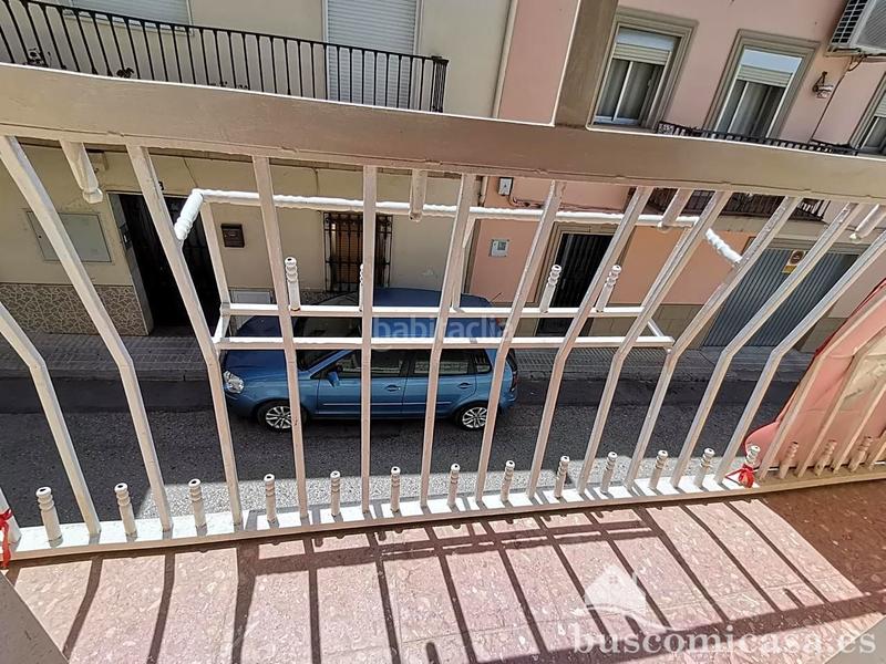 Foto deecfd6a-4411-4cfa-bc9c-b82cee0daf41. Casa amb aparcament a Arrayanes Linares