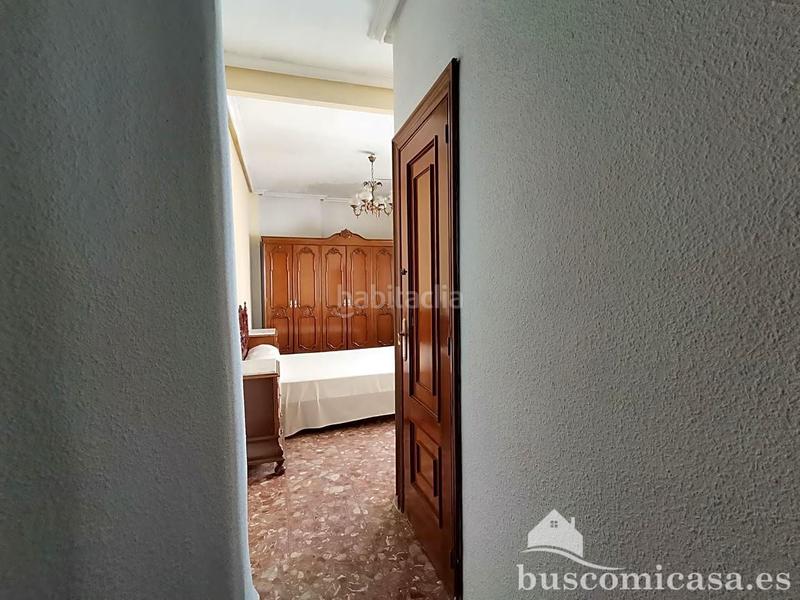 Foto f11cf32e-ad7e-4b51-bd2b-0455a3108ce7. Casa amb aparcament a Arrayanes Linares