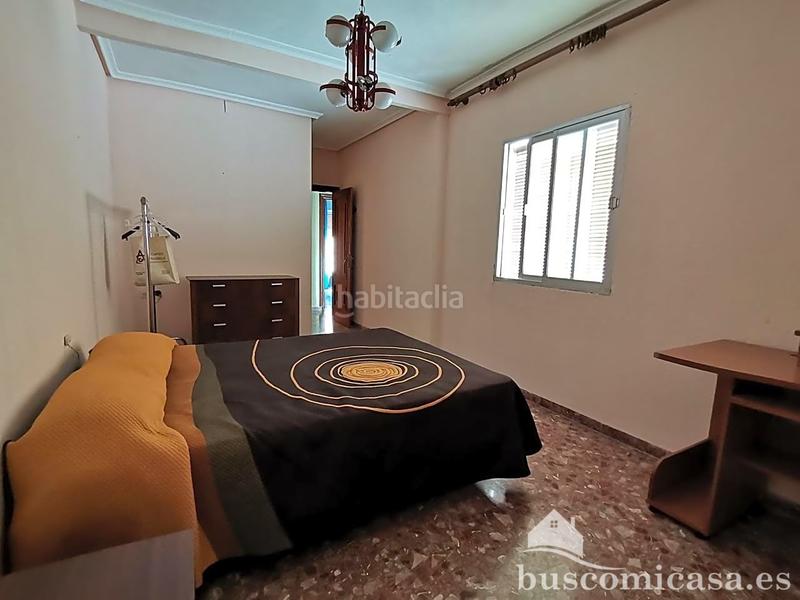 Foto fe92c7be-0dd2-4b5e-893f-0eb6ce794beb. Casa amb aparcament a Arrayanes Linares