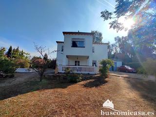 Masia  Principal. Vivienda en urbanización san roque, linares.