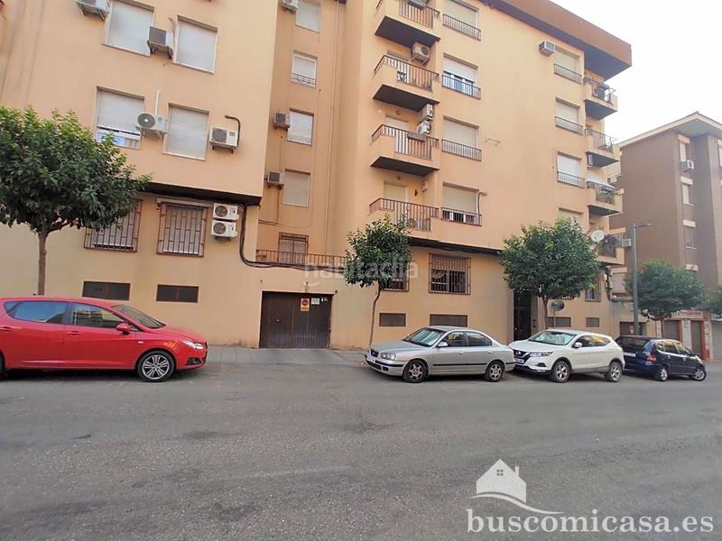 Foto 03172c2c-7ec6-4e80-933c-5fa619bf6f0b. Autoparkplatz in Centro ciudad Linares