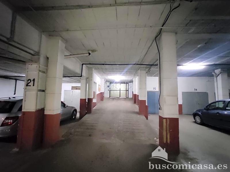 Foto bca47546-fb1c-431e-af83-9cf5417f0279. Autoparkplatz in Centro ciudad Linares