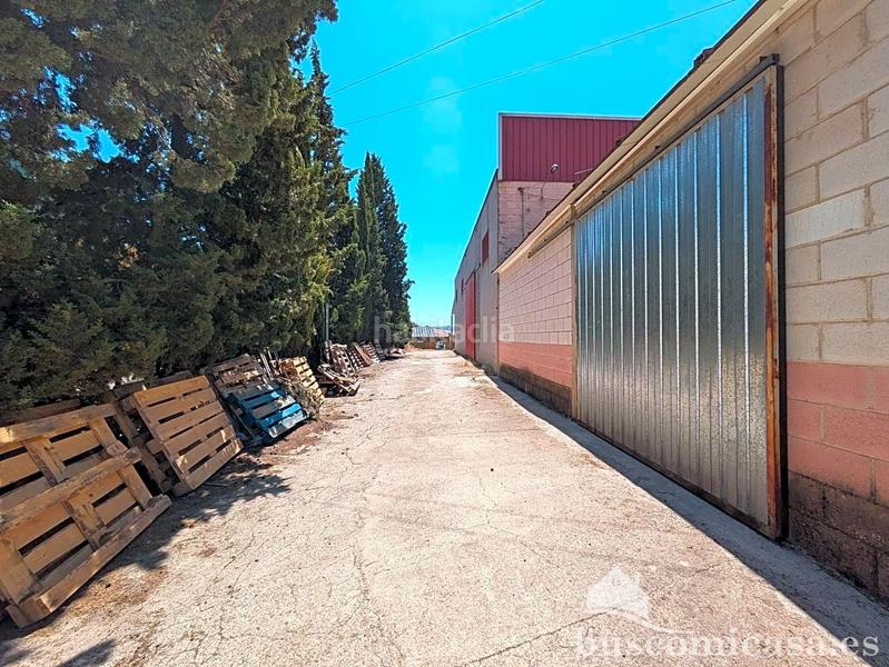 Foto 37f2be49-00ee-4ec8-930a-050e1efb67ee. Location local commercial dans Guarromán