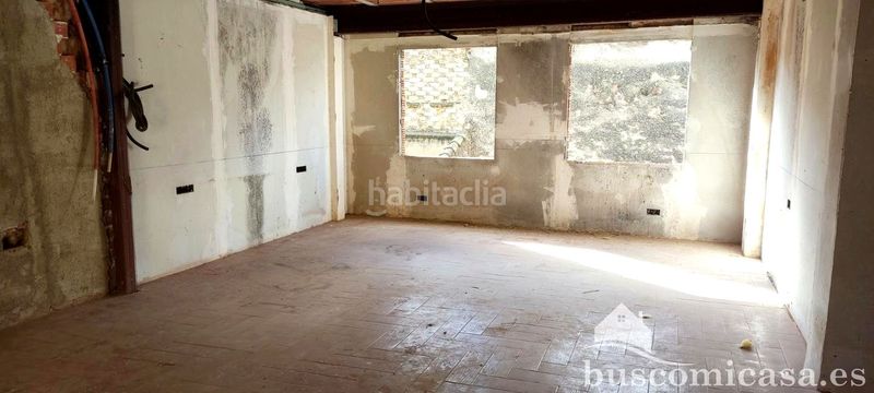 Foto 005b8fc1-7af8-4231-ae56-de97b739c7f6. Casa amb aparcament a Centro ciudad Linares