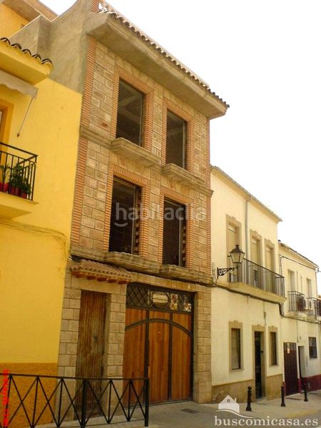 Foto 0b776964-2998-480f-8f66-41ecb1ff89b9. Casa amb aparcament a Centro ciudad Linares