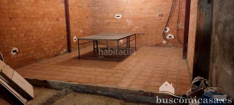 Foto b606b5ca-b412-470e-b747-0c80fee65d38. Casa amb aparcament a Centro ciudad Linares