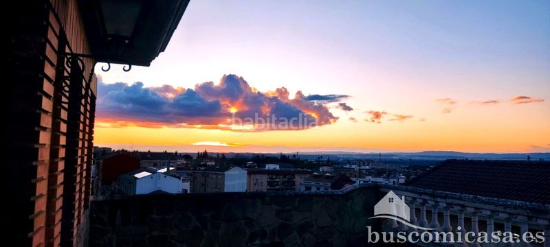Foto e042af23-3e8c-4916-9a01-4db0a9f36988. Casa amb aparcament a Centro ciudad Linares