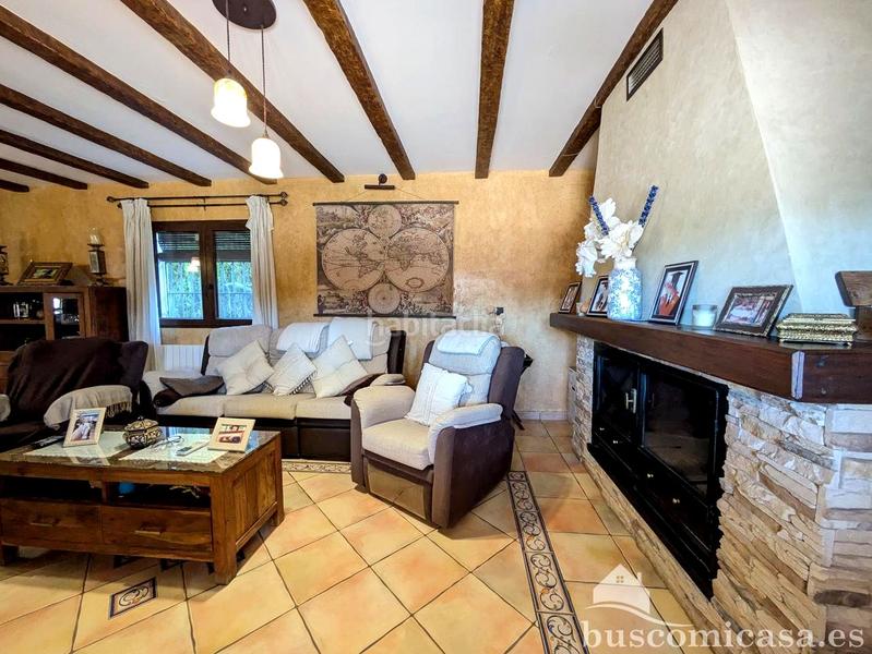 Foto 3f6ce570-13e1-43d4-8265-1471f384b64d. Masía fantástica casa en urbanización los almendros. en Linares