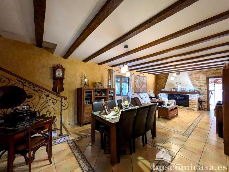 Foto e4c987c8-e041-40e6-9ded-a160e301f9bd. Masía fantástica casa en urbanización los almendros. en Linares