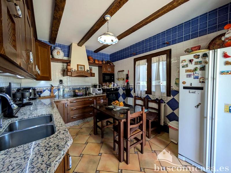 Foto ff47a1f7-119b-4c05-9165-cd0888f95429. Masía fantástica casa en urbanización los almendros. en Linares