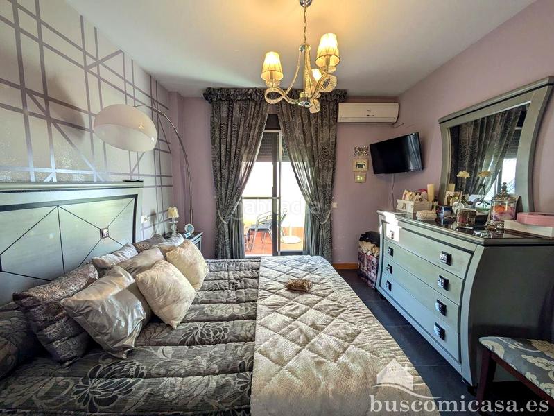 Foto 85c57413-8ad0-4efe-a36d-71a94f15ddec. Piso  en calle isabel la católica. en La Paz - Las Américas Linares