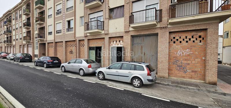 Foto 9152673d-f029-4a02-ae22-23aecc91cb30. Local comercial local amplio , granada en Santa Fe
