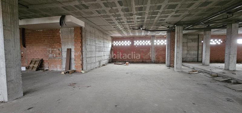 Foto 92bf0089-4520-42d0-a6f6-9b993cdb7ecb. Local comercial local , granada en Santa Fe