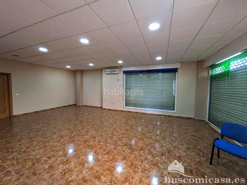 Foto 3d9dd485-8b94-4cba-96b3-bc973e28c1c9. Lloguer local comercial a Zona Hospital Linares