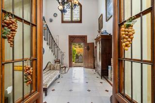 Casa  Almenara. Impresionante chalet en c. alminares, bola de oro