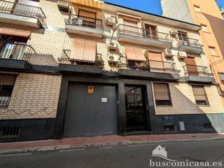 Planta baixa  Teniente ochoa. Amplio piso en calle teniente ochoa.