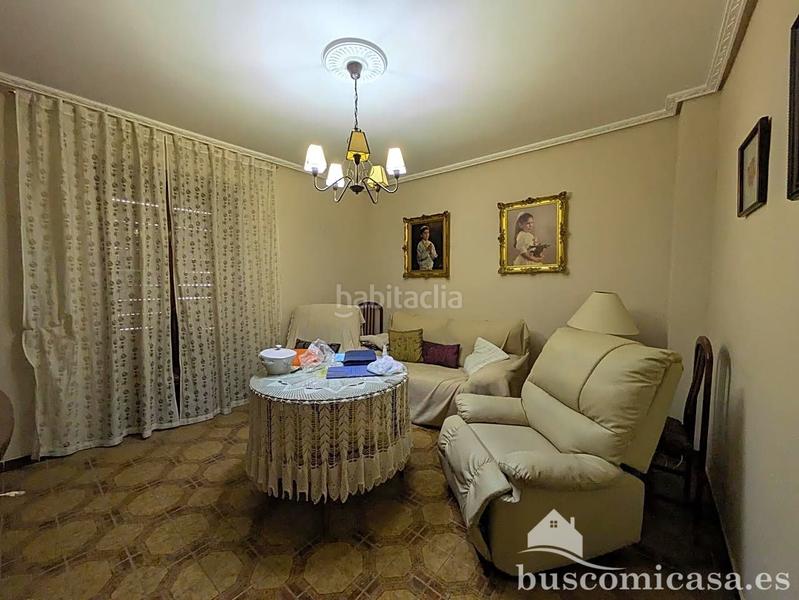 Foto f621e3aa-c459-4b7d-b575-0eedcfbafd43. Maison avec piscine dans Centro ciudad Linares