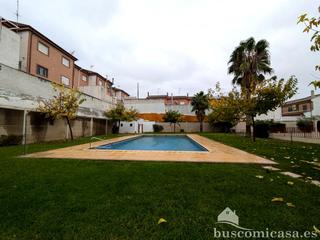Affitto Piano terra  Úbeda. Alquiler de apartamente con piscina disponible en noviembre