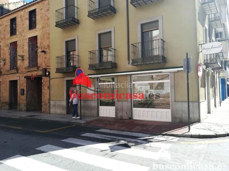 Foto ff0fa777-2a2c-44df-a63c-c445ce1bd132. Alquiler local comercial magnífico local comercial muy bien conservado en julio burell en Linares