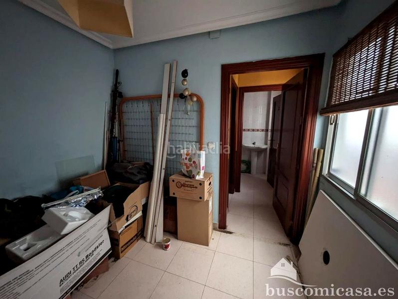 Foto dfaff0a8-8d64-464a-b94b-46b820447386. Location local commercial dans Linarejos Linares