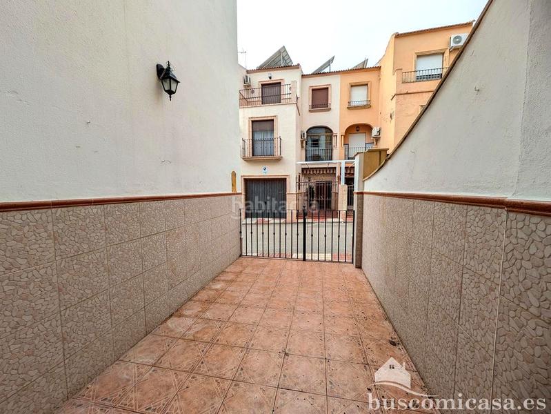 Foto b5136583-7537-49e0-8e0d-892eab5bd217. Maison avec parking dans Bailén