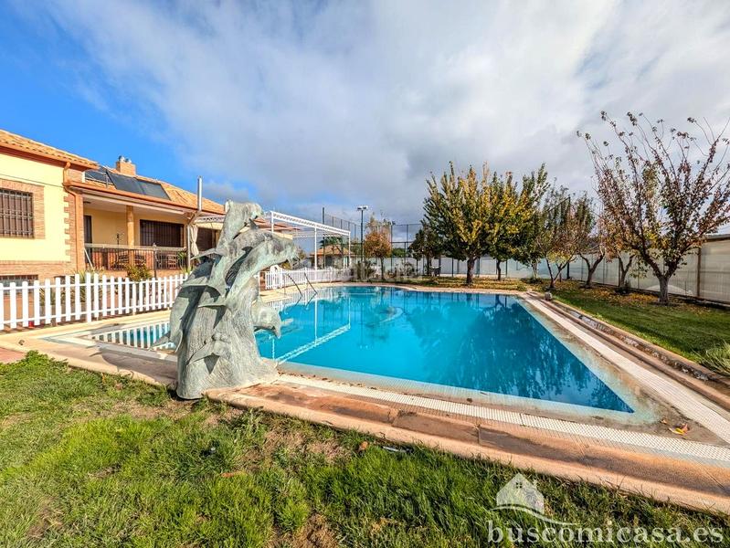 Foto 4483d61e-71ec-43f5-ac22-5e8eb6d9eae8. Casa amb calefacció aparcament piscina a San Roque - La Cruz - La Rozuela Linares