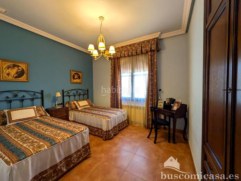 Foto 53fcb141-198c-44cb-9ae3-a57a5749796f. Casa amb calefacció aparcament piscina a San Roque - La Cruz - La Rozuela Linares