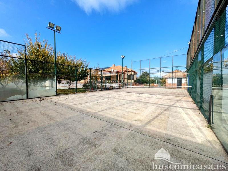 Foto a330ae81-e000-4750-8e67-2f88254b78a0. Casa amb calefacció aparcament piscina a San Roque - La Cruz - La Rozuela Linares