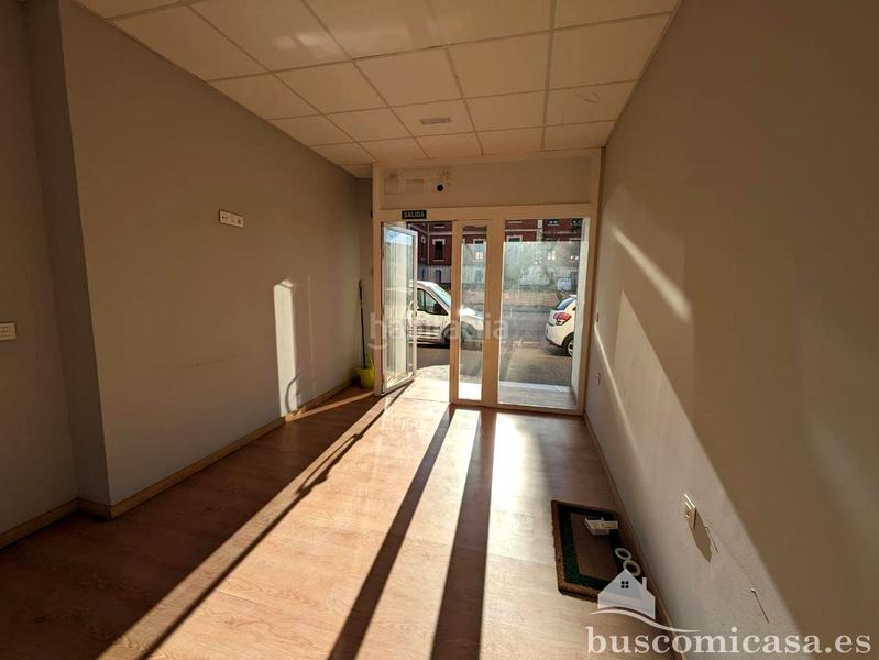 Foto 54b5fdc7-1408-4c75-a674-132b7986a39c. Location local commercial dans Zona Hospital Linares