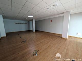Location Local commercial  Del ajedrez. Estupendo local reformado