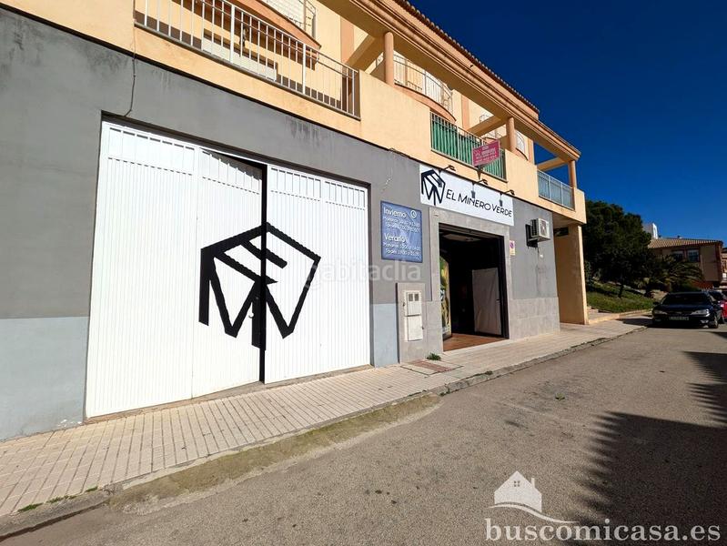 Foto 114b8d2f-9a9e-468f-8b15-5611cf3f255f. Local commercial dans La Zarzuela - San José - Belén Linares
