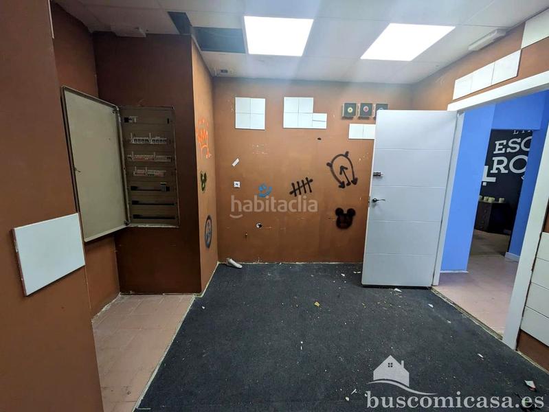 Foto 5fcb1a5b-ecca-4c13-97c3-be03196162d5. Alquiler local comercial estupendo local en zona céntrica en Linares