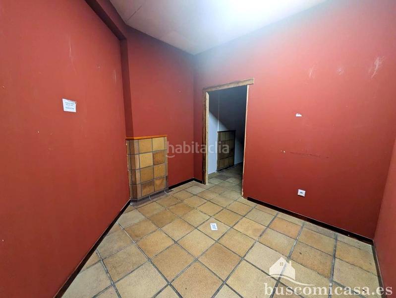 Foto 684edb35-1233-4ace-9dbb-7d042a922598. Lloguer local comercial a Linarejos Linares