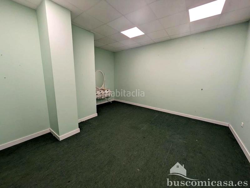 Foto 42faea31-82e5-44d6-a4cd-9cc92a9e864f. Rent business premise in Linarejos Linares