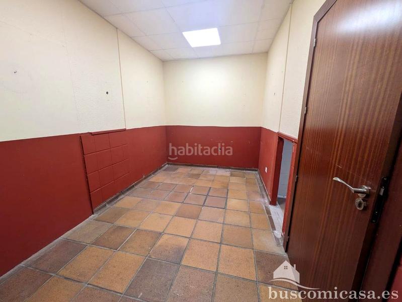 Foto e59612b9-5646-493f-b119-ceee0d63fe33. Rent business premise in Linarejos Linares