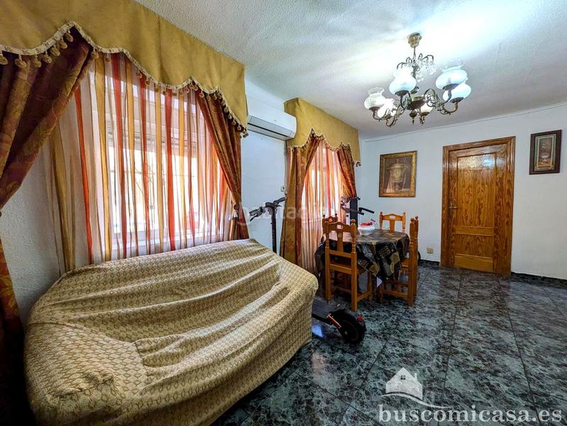 Foto d1069589-d15b-4aa7-995b-230790ce9594. Erdgeschoss in La Zarzuela - San José - Belén Linares