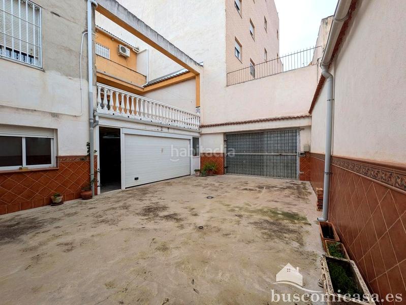 Foto 105cb545-ade9-4168-aa0a-8d513eb9490f. Maison avec parking dans La Zarzuela - San José - Belén Linares