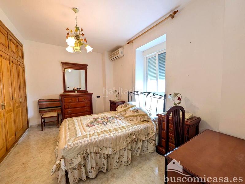 Foto 28ed91c7-5d55-49a5-bff8-53eb1de68095. Maison avec parking dans La Zarzuela - San José - Belén Linares