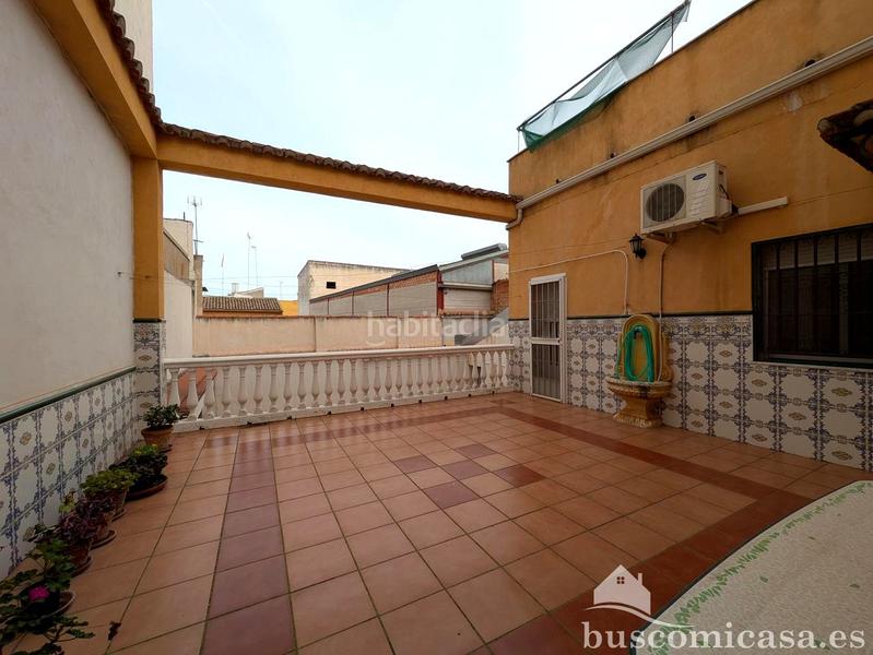 Foto 4a758992-1a26-47c9-8eec-79face6feec5. Maison avec parking dans La Zarzuela - San José - Belén Linares