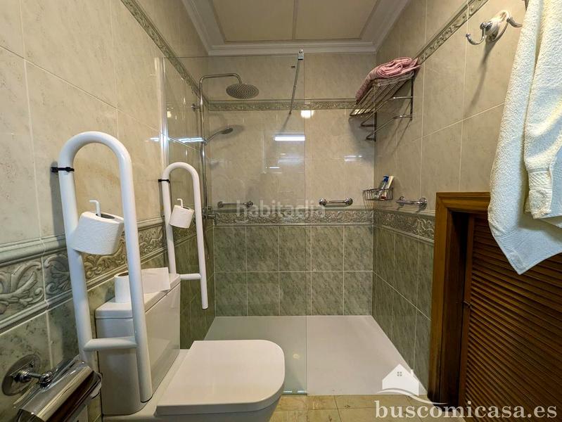 Foto 553029f1-7e6d-49af-aa12-5eff2d49fec5. Maison avec parking dans La Zarzuela - San José - Belén Linares