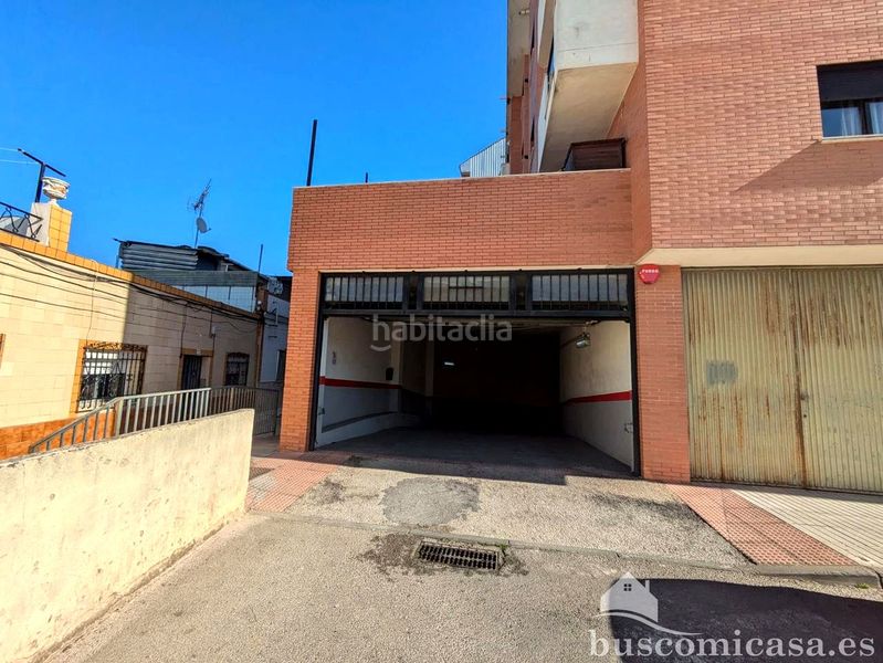 Foto 90aa260b-807b-4800-802b-cfb8ca146189. Aparcament cotxe a Centro ciudad Linares