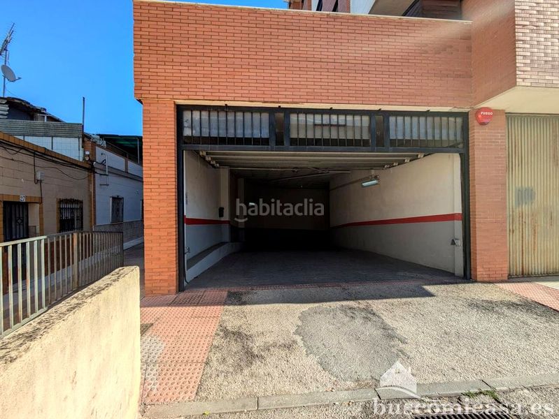 Foto c5eb1243-0caf-4a09-9b5a-915d0e2f3178. Aparcament cotxe a Centro ciudad Linares