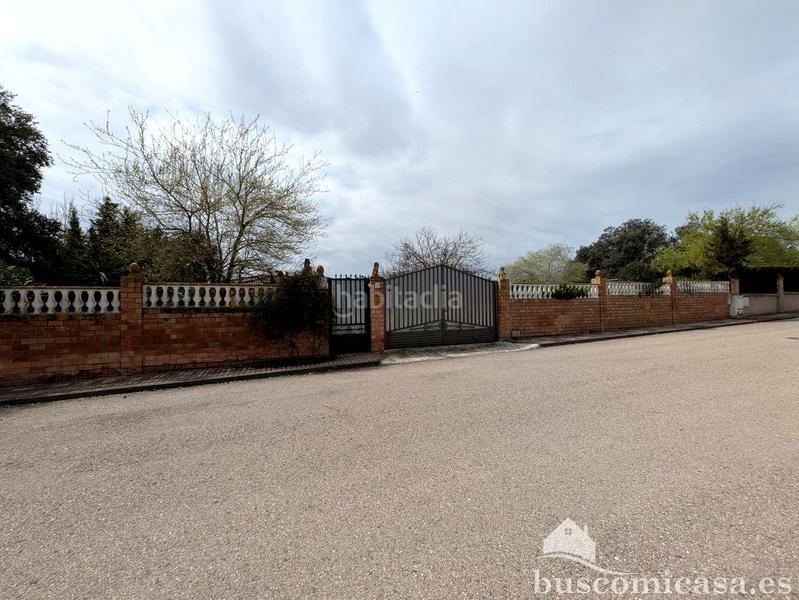 Foto 0a3a31b4-3a9c-4cea-909a-4e139d6d5405. Masia amb piscina a San Roque - La Cruz - La Rozuela Linares