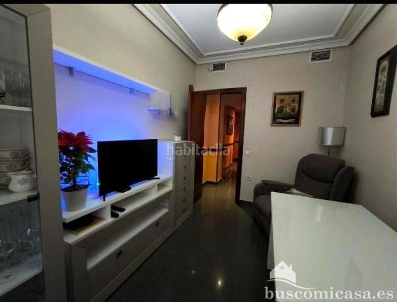 Foto b2f87bea-515f-4ca8-bbe4-c31586b897e7. Pis a Centro ciudad Linares