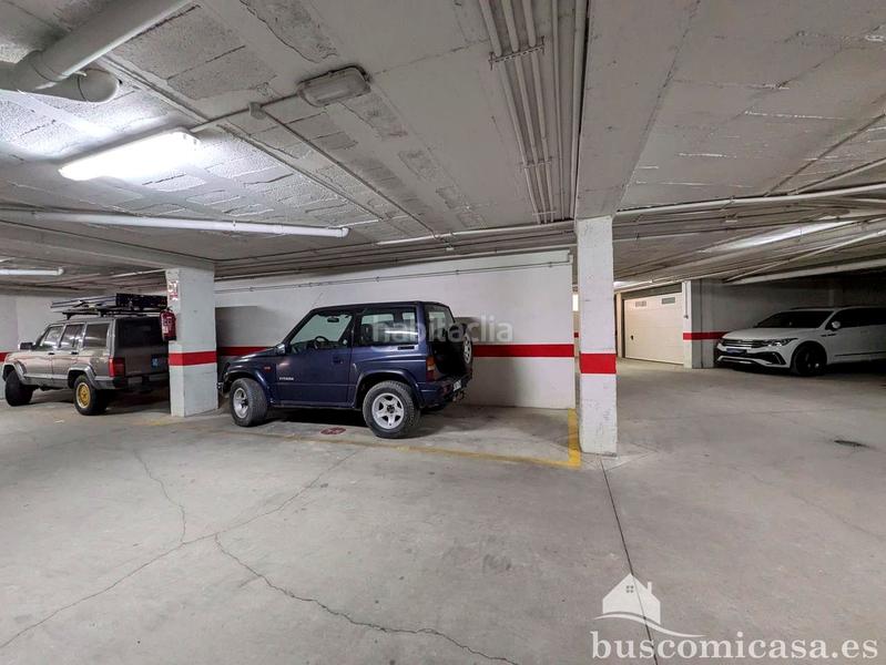 Foto 3ea166f4-120d-441c-bd3f-5149520adb7f. Aparcament cotxe a Zona Hospital Linares