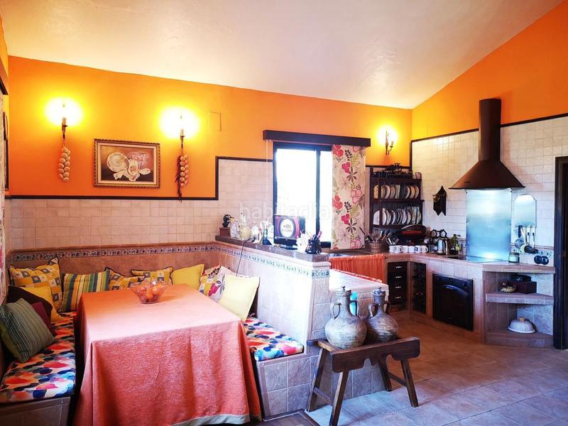 Foto c14c4fb8-32be-4581-ad0e-b87d1cab3849. House with parking in San Roque - La Cruz - La Rozuela Linares